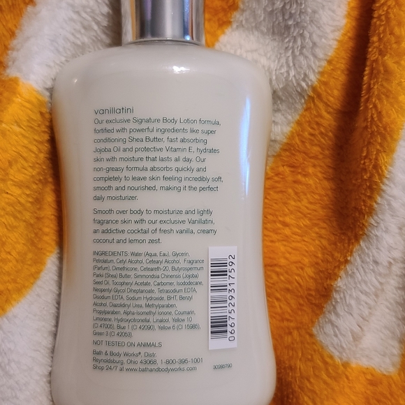 Bath and Body Works Lotion Vanilla Tini - Picture 2 of 2